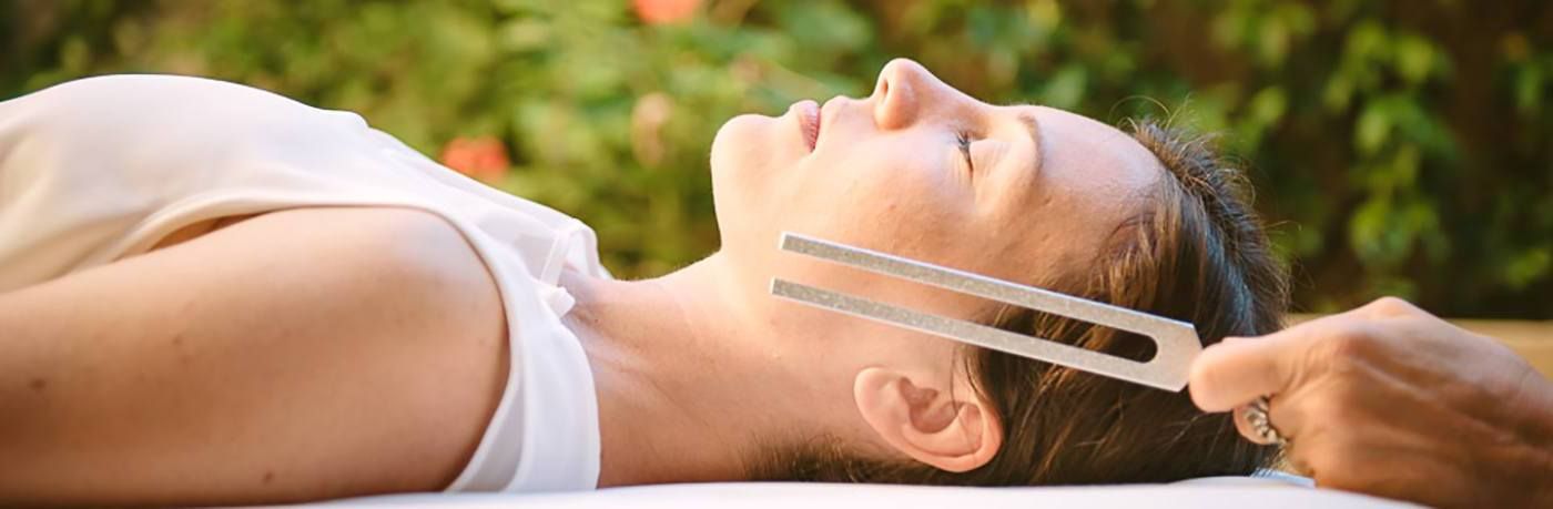 tuning fork therapy for muscle and bone pain
